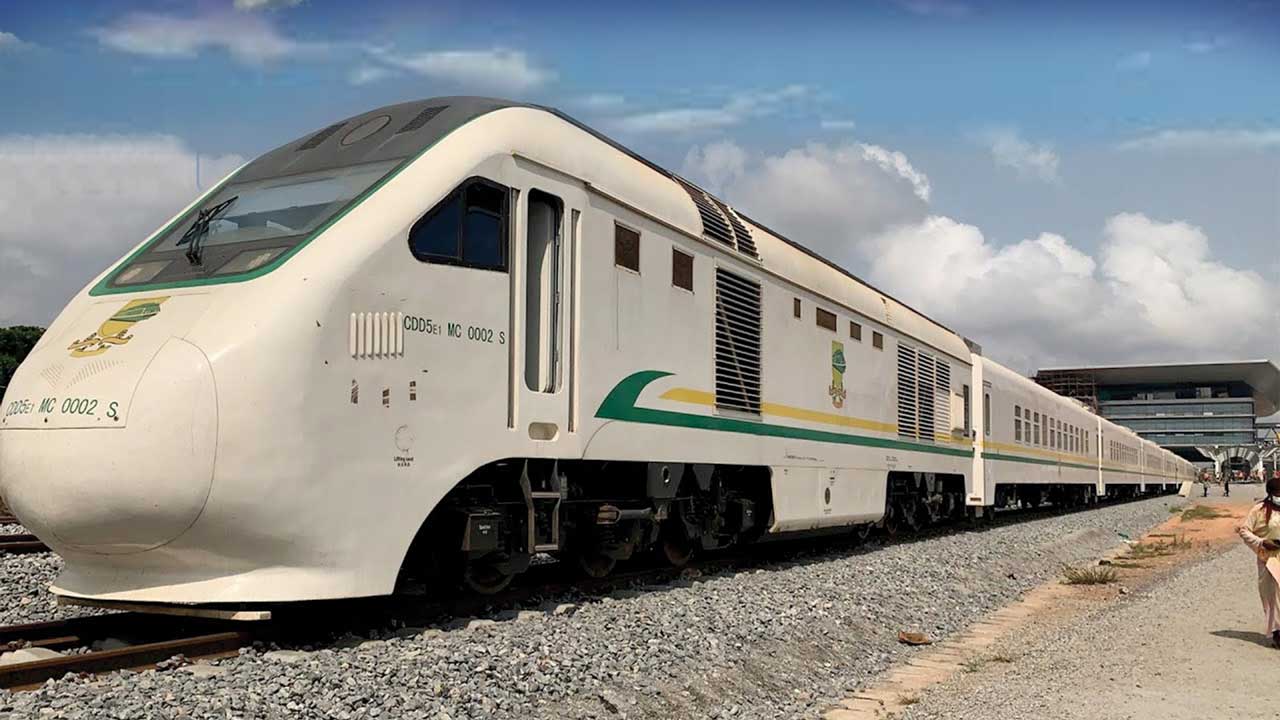 Rikicin Harajin Railway Railway Nigeria A Tsakanin Babban Bashi