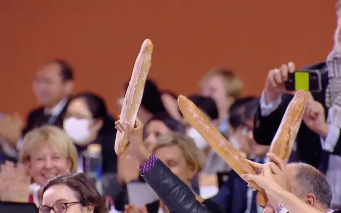 UN grants award to French baguettes