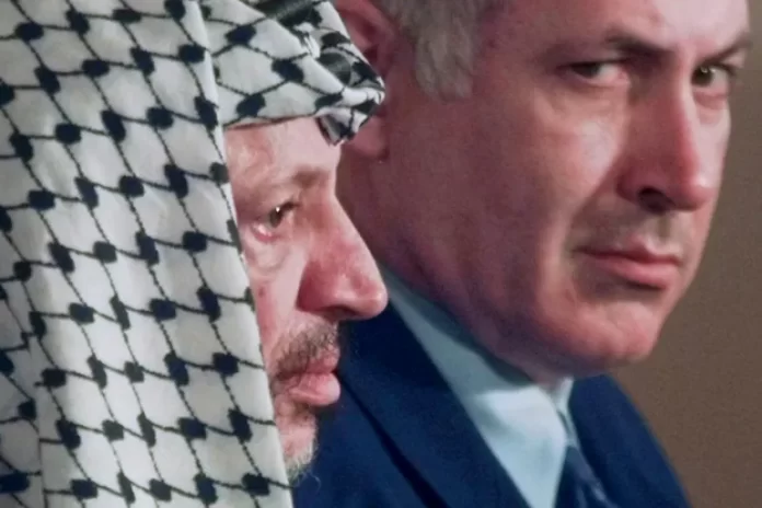UK: Bush ordered CIA to find replacement for Arafat - documents