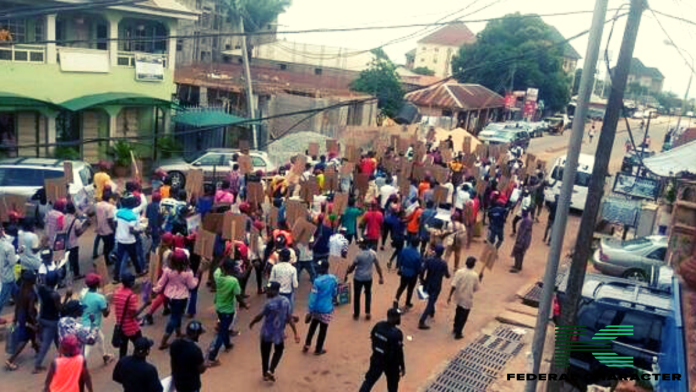Protests rock Anambra as security agent shoots man dead