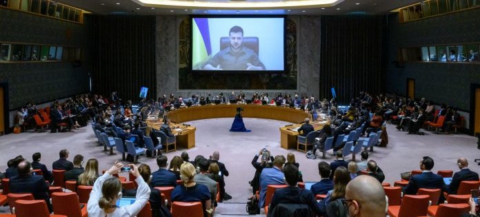 Ukraine demands emergency UN meeting over Putin's nuclear plans