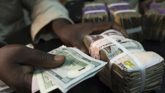 Naira falls on Wednesday, exchanging at ₦782.38 to the dollar