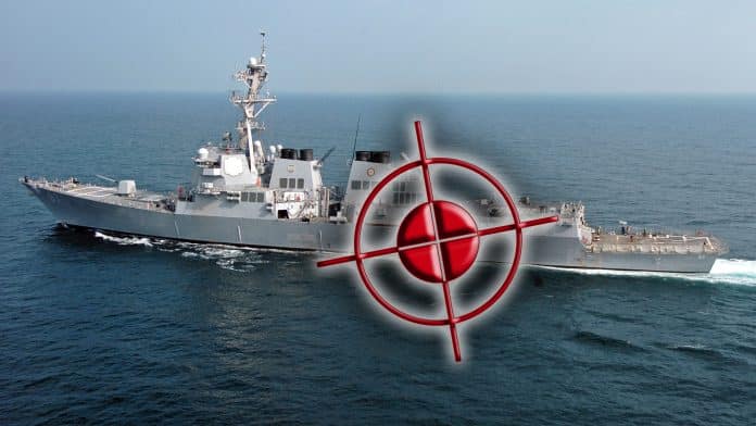 US warship faces the anger of unleashed missiles near Yemen