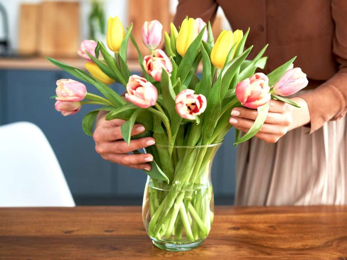 Easy ways to keep your flowers fresh for longer