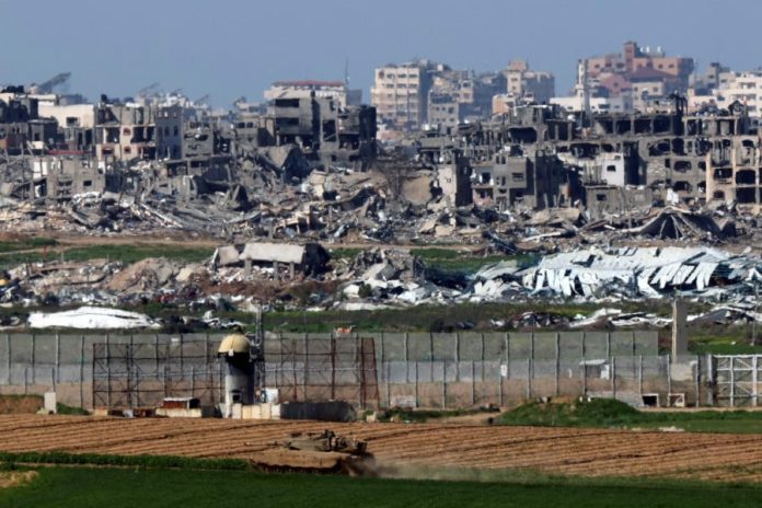 Israel systematically destroying buildings in Gaza to create buffer zone