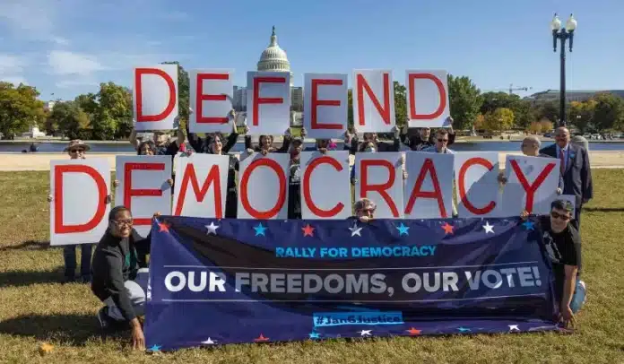 US: Three out of four Americans say Democracy is under attack